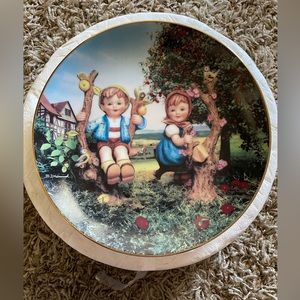 M.I. Hummel “Apple Tree Boy and Girl” collector’s plate